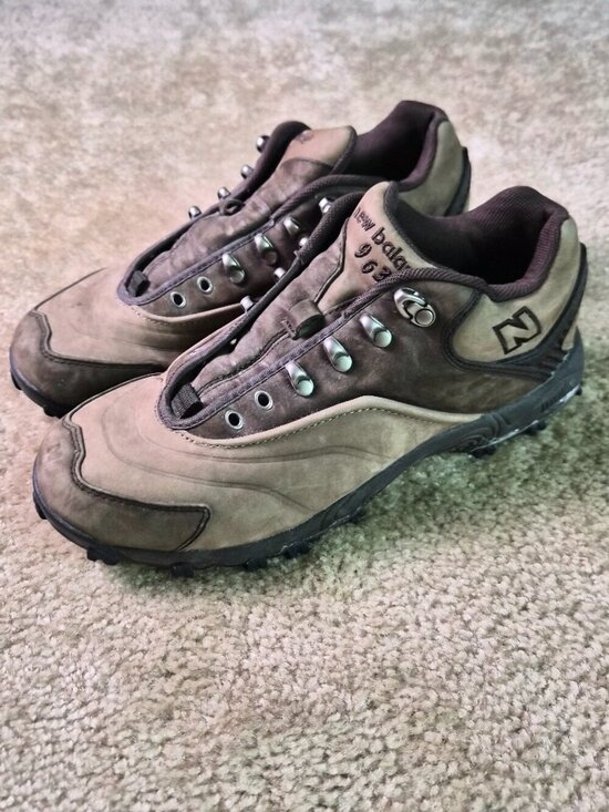 New Balance Shoes - New Balance WW963BR Brown Nubuck Size 11 Womens Hiking Shoes No Laces